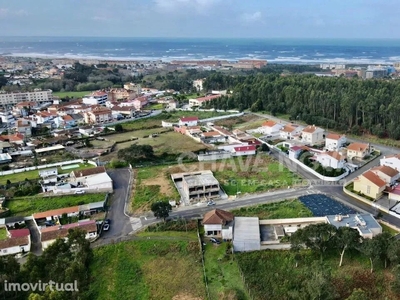 Terreno para comprar em São Félix da Marinha, Portugal