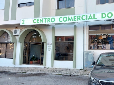 Loja - Centro Comercial Liceu