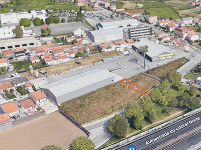 Lote 9 junto à Rua Oriental e A28, para construção de moradia de 2 frentes em Perafita, Matosinhos, Porto