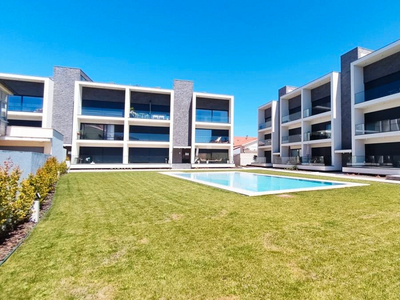 Apartamento T2 novo, piscina, praia em Cepães / Esposende (2930)