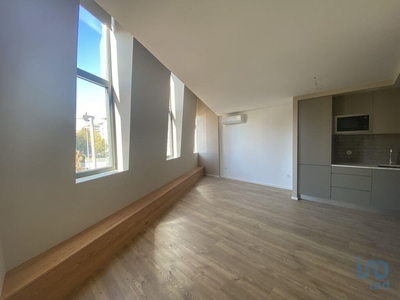 Apartamento T1 em Porto de 90,00 m²