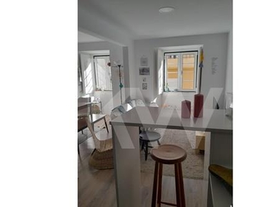 Excellent T2 refurbished apartment - Principe Real -Lisbon