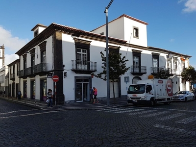 Edifício no Centro histórico de Ponta Delgada