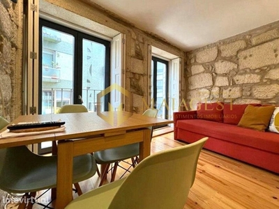 Apartamento duplex t1 totalmente remodelado no centro do Porto