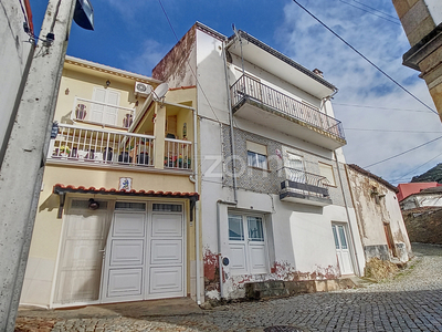 Casa para comprar em Mós, Portugal