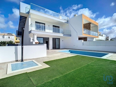 Casa / Villa T2 em Faro de 341,00 m²