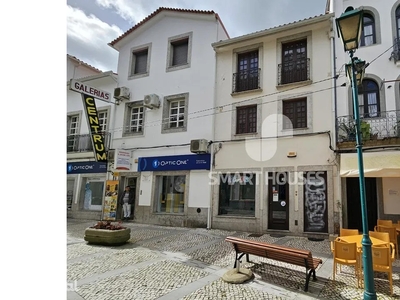 Edifício para comprar em Arganil, Portugal