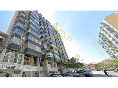 Excelente apartamento T1, Semi-Mobiliado - Laranjeiro e F...