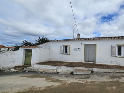 Casa de aldeia T3 em Alcoutim e Pereiro de 78 m²