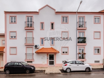 Apartamento T3 à venda em Azeitão (São Lourenço e São Simão)