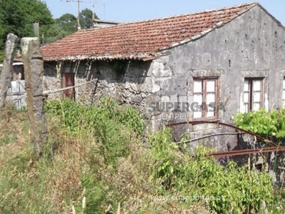 Casa Rústica T1 à venda em Riba de Âncora