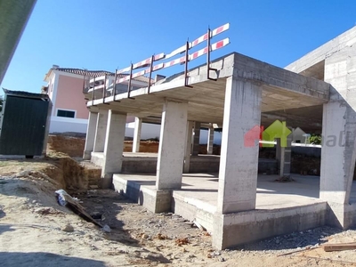 Moradia T3 em construção nas Padeiras, em Setúbal