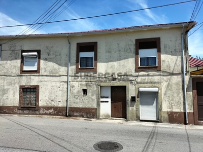 Moradia Isolada T6 Duplex à venda na Rua Doutor Florido Toscano