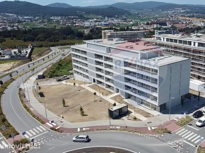 Moradia T3 no centro de Guimarães