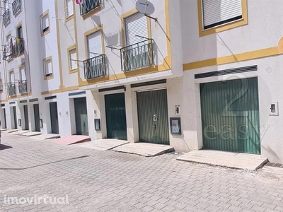 Estacionamento para comprar em Pinhal Novo, Portugal