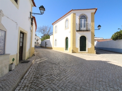 Casa para comprar em Aldeia Galega da Merceana, Portugal