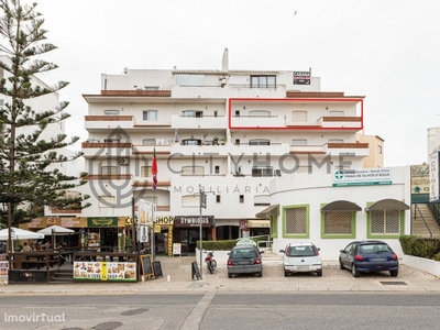 Apartamento T2 a 200m da Praia dos Olhos de Água