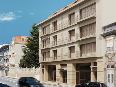 Apartamento T3 duplex com varanda em novo empreendimento no Porto