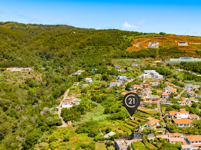 Terreno de 250 m2 em Meio Rural - Eiras, Santa Cruz, Madeira (sem acesso a carro)