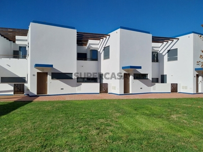 Moradia T3 Duplex à venda em N120