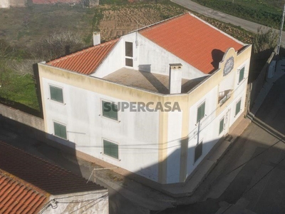 Moradia T5 Duplex à venda em Atouguia da Baleia