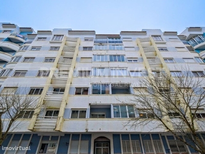 Apartamento T2, com garagem, na Cavaleira, Algueirão-Mem ...