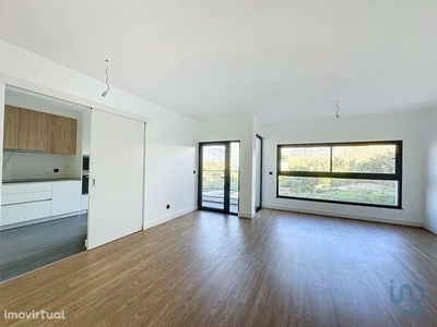 Apartamento T2 em Madeira de 105,00 m2