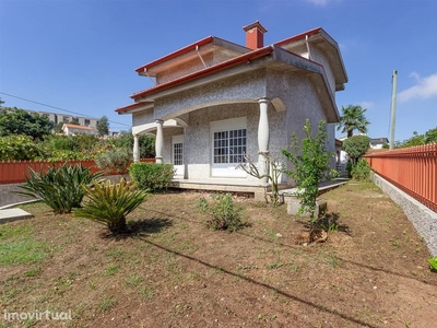 Casa para comprar em Argoncilhe, Portugal