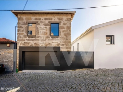 Casa para comprar em Gulpilhares e Valadares, Portugal