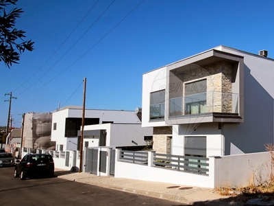 Casa para comprar em Santa Iria de Azoia, Portugal