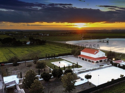 Quinta T5 à venda em Beja (Santiago Maior e São João Baptista)