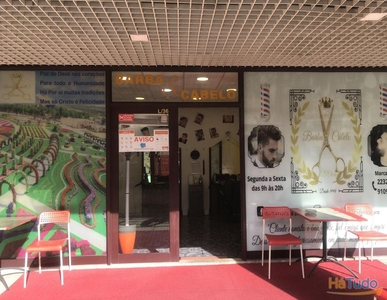 Vende-se loja / Barbearia em Vila Nova de Gaia