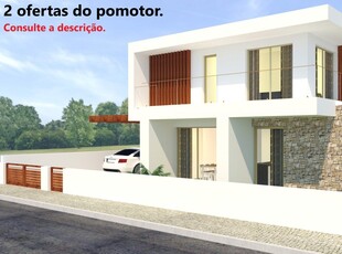Casa T4 em Tornada e Salir do Porto de 200 m²