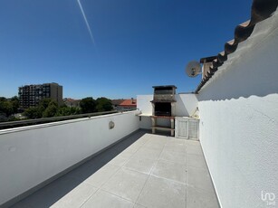 Duplex T3 em Alto do Seixalinho, Santo André e Verderena de 172 m²
