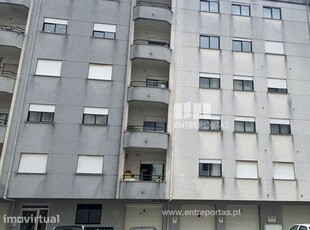 Venda de apartamento T3 em ótimo estado, Darque, Viana do Castelo