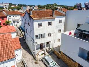 Vende-se Prédio no Alto de São João, Coimbra – Excelente Oportunidade de Investimento!