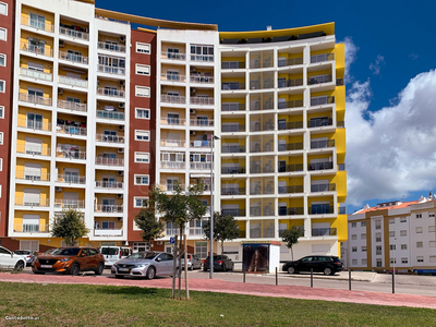 Apartamento T3 NOVO | Santa Marta do Pinhal | Corr