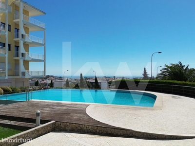 Penthouse Duplex em condomínio privado com piscina - Cascais | Alcabid
