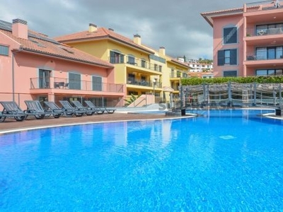 Apartamento T2 para arrendamento em Funchal (Santa Luzia)
