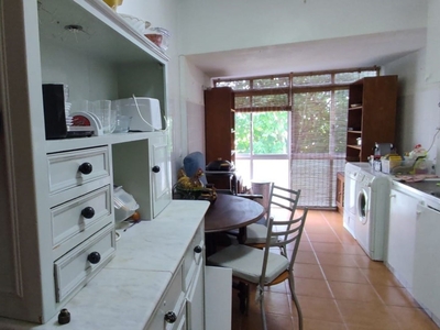 Apartamento T3 em Algés, Linda-a-Velha e Cruz Quebrada-Dafundo de 124 m²