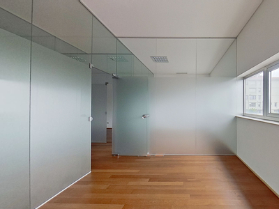 Escritório Open Space com salas de reuniões, para arrendar em Matosinhos