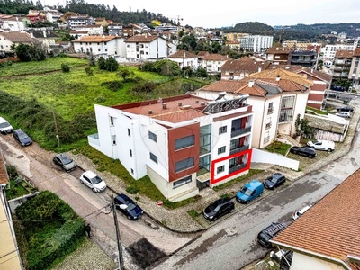 Apartamento T2 à venda em Santo António dos Olivais, Coimbra