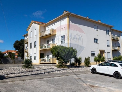 Apartamento T3 à venda em Calvaria de Cima, Porto de Mós
