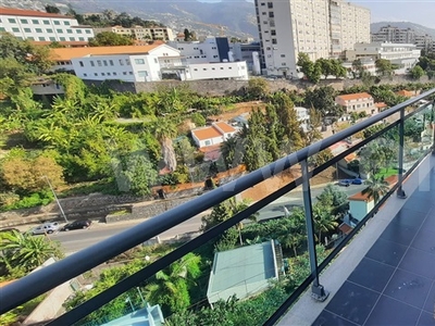 Apartamento T3 / Funchal, Barreiros