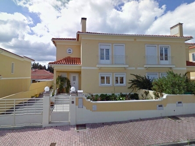 Casa tradicional T5 em Santarém de 252,00 m²