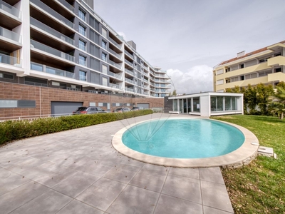 Apartamento T2 para arrendar em Algés, Linda-a-Velha e Cruz Quebrada-Dafundo, Oeiras