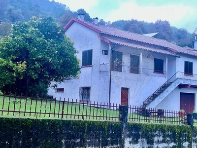 Moradia T3 à venda em Crasto, Ruivos e Grovelas, Ponte da Barca