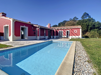 Moradia - Térrea - Isolada - Cela - Alcobaça - Piscina