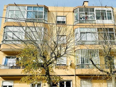 Apartamento T2 com arrecadação no Laranjeiro - Almada