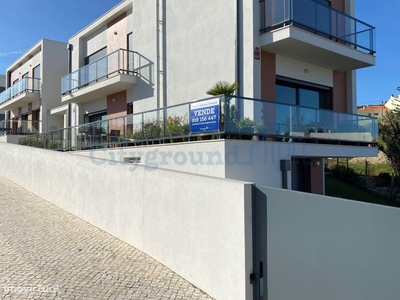 Apartamento T3 em condomínio privado em Salir do Porto